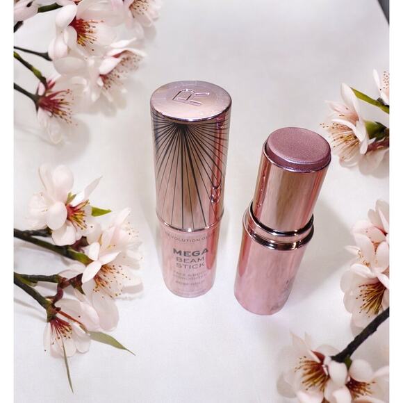 (2) Revolution of London Glow Mega Beam Stick  Face & Body Highlighter Rose Gold - Picture 1 of 3